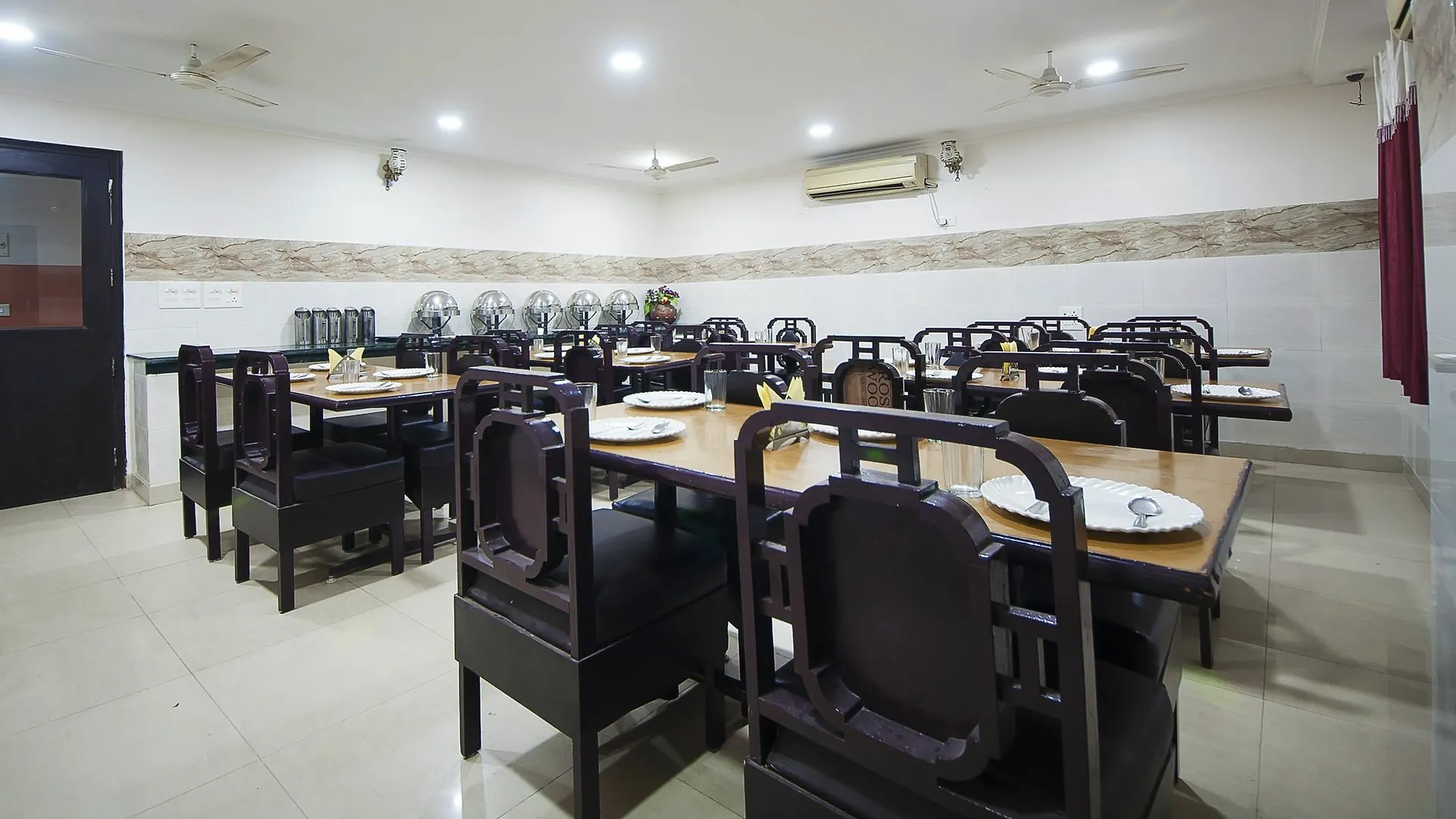 Hotel Dakha International - Karol Bagh, New Delhi